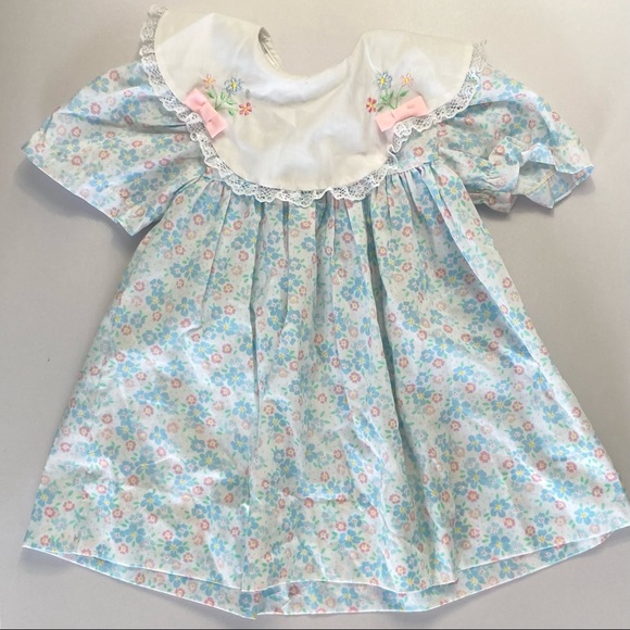 Cradle Togs Other - Vintage girls dress 4T Cradle Togs blue floral ruffle collar lace bow short